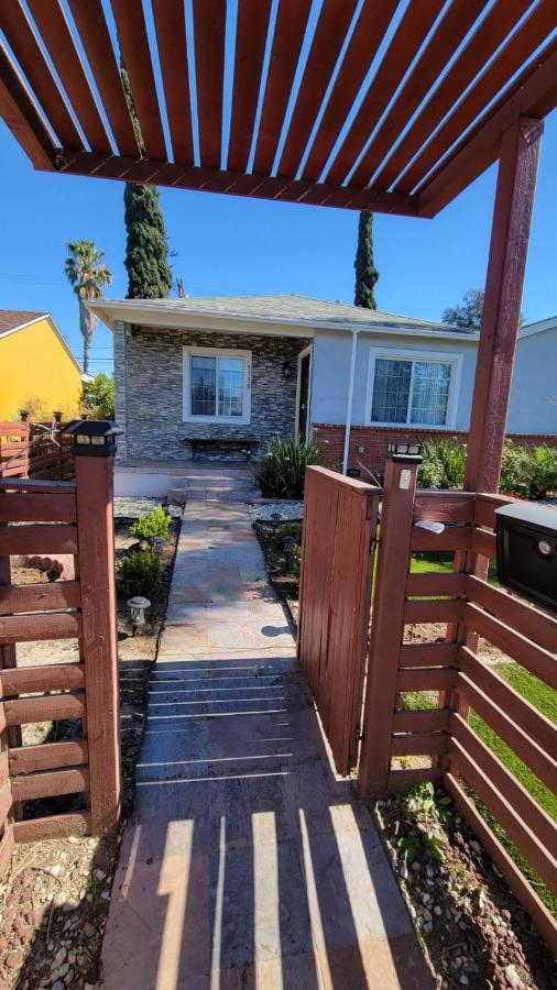 Apartamento Adorable Modern With Full Kitchen Los Ángeles